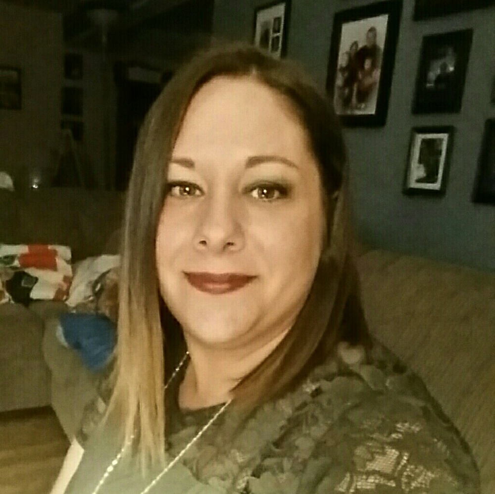 Meet your Posher, Desiree